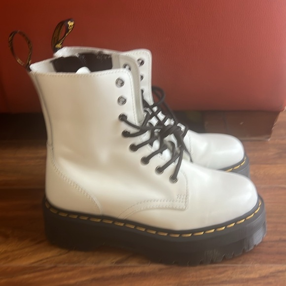 Dr Martens Jadon White Leather Platform Boots Zip Size 6 US M/ 7 US L unisex - Picture 14 of 14
